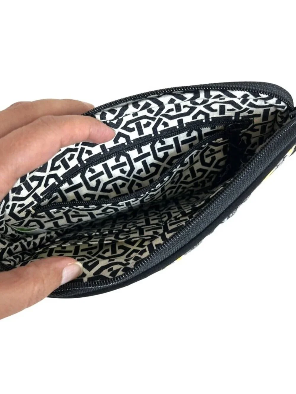 Vera Bradley Wristlet Clutch With Sequins & Floral Pattern - Picture 3 of 4